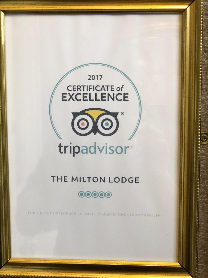Milton Lodge Уестън сюпър Меър Екстериор снимка