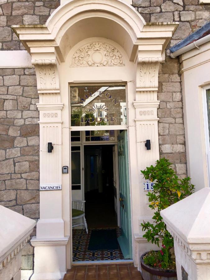 Milton Lodge Уестън сюпър Меър Екстериор снимка